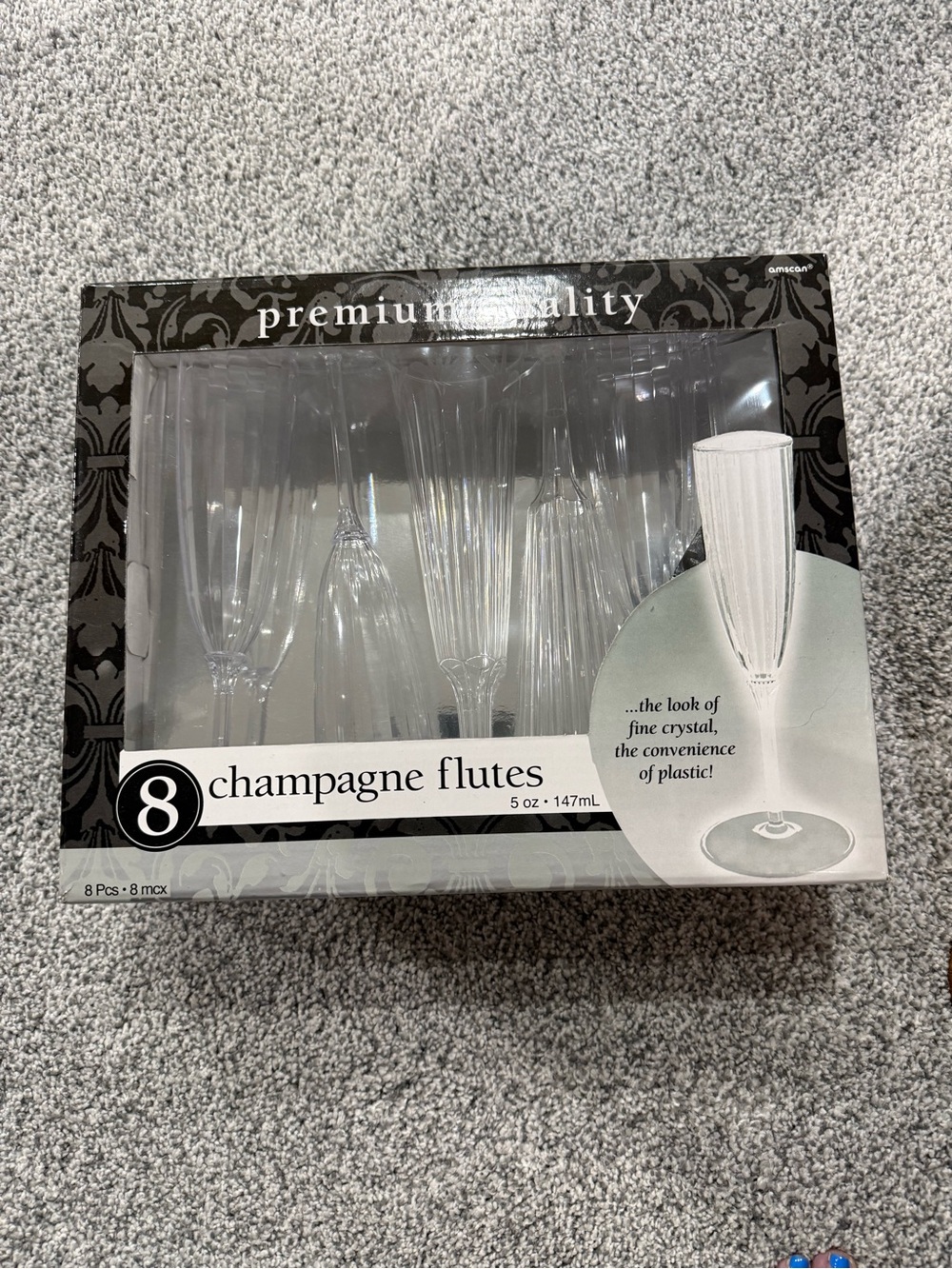 8 Premium Quality Champagne Flutes, 5 oz Plastic